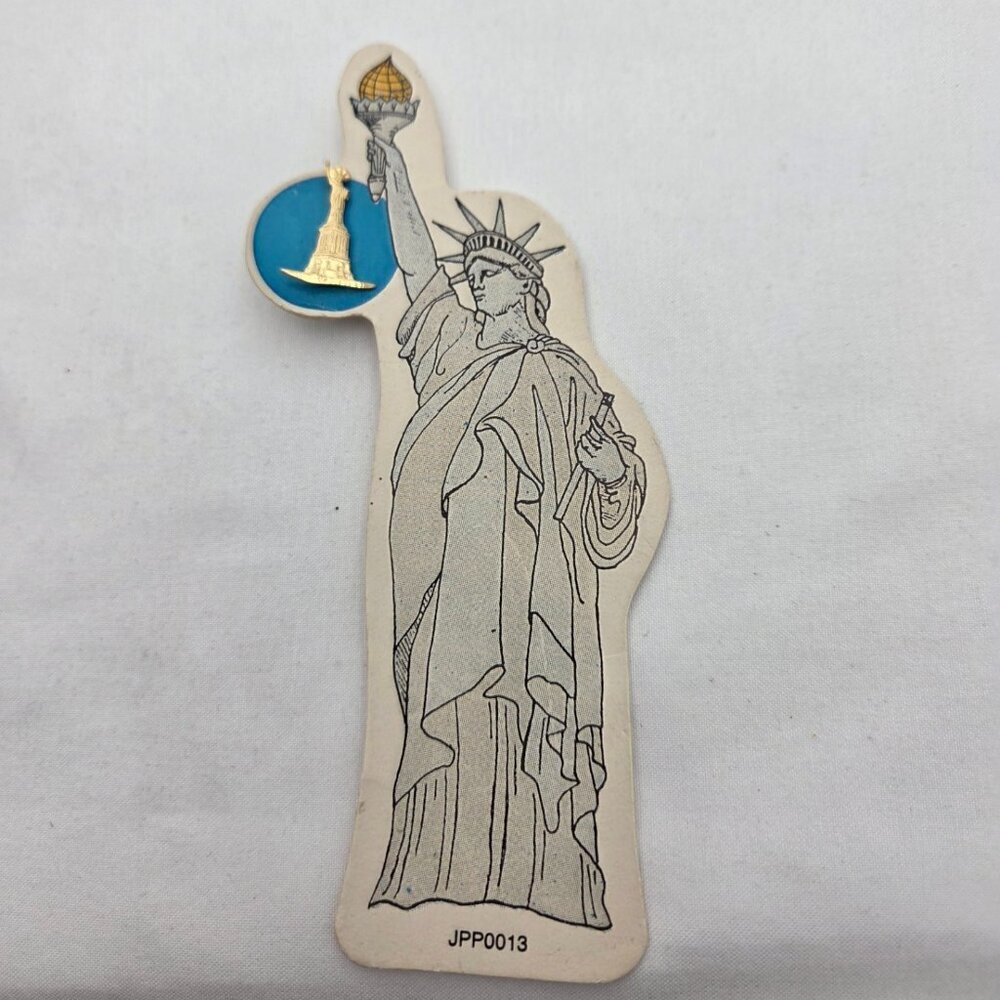 Vintage 1986 Statue of Liberty Centennial Lapel Pin.